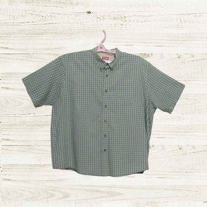Wrangler mens shirt size 2XL short sleeves color green plaid